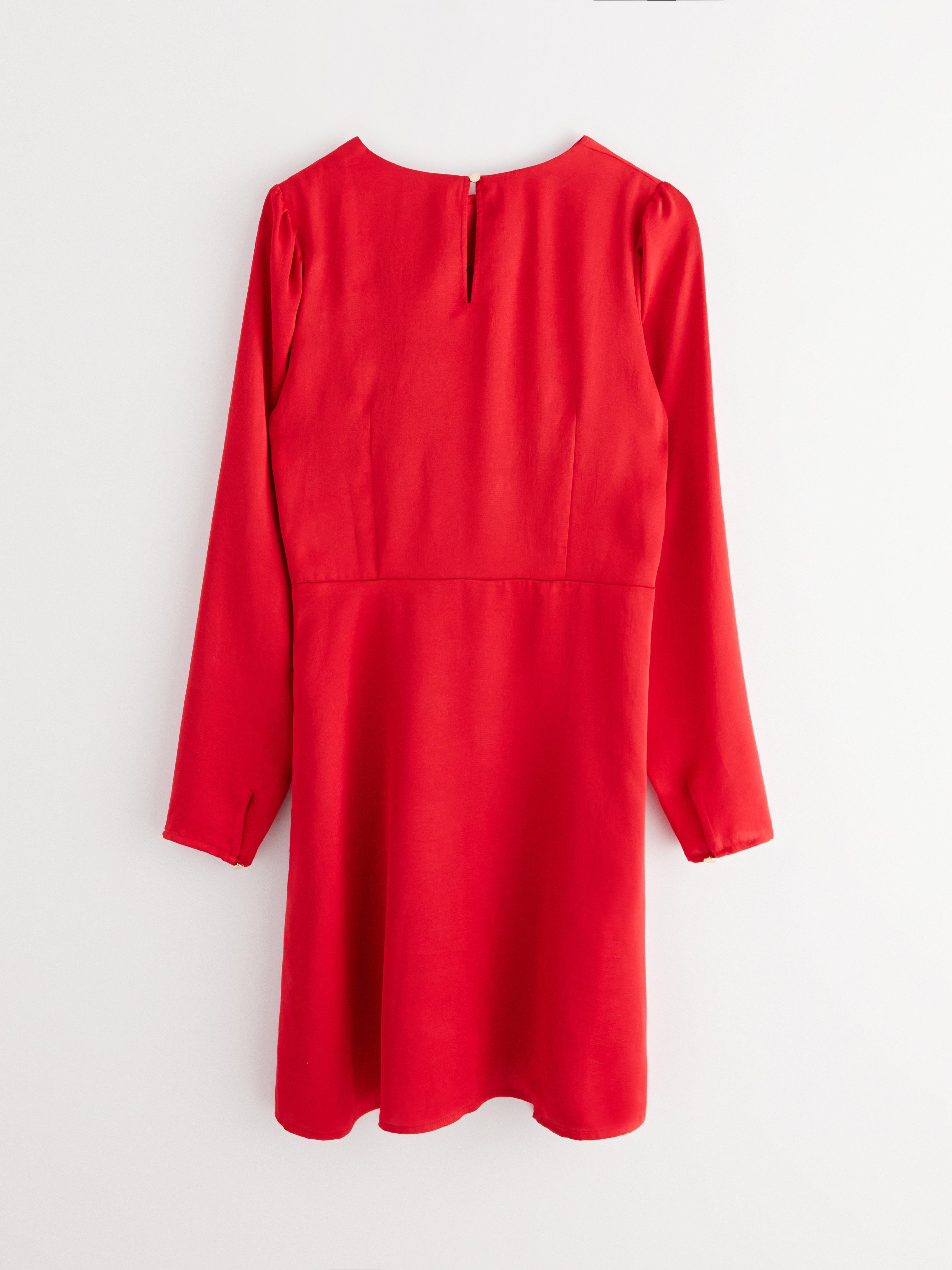 Vestido rojo de manga larga