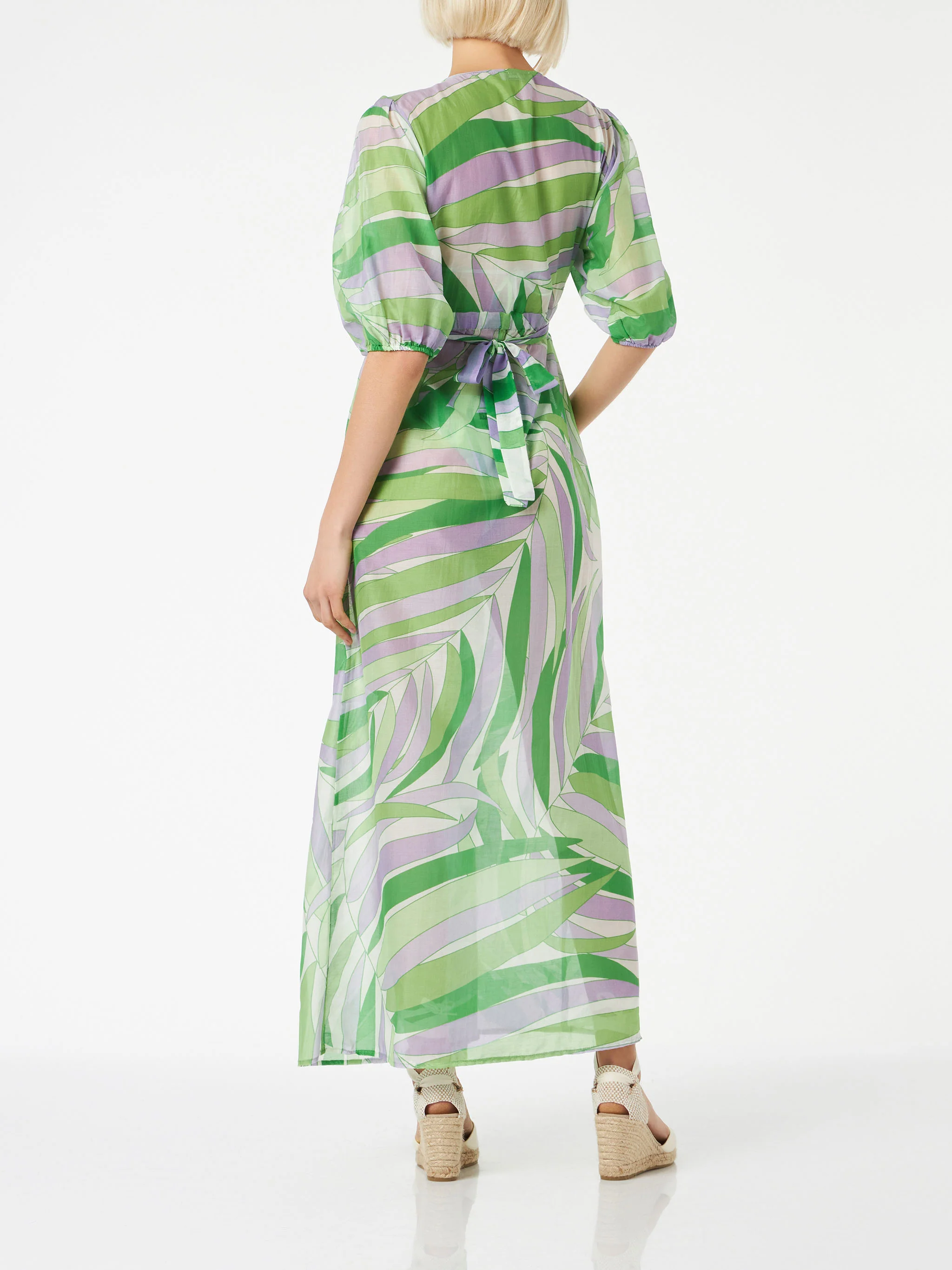Vestido longo em algodão e seda.