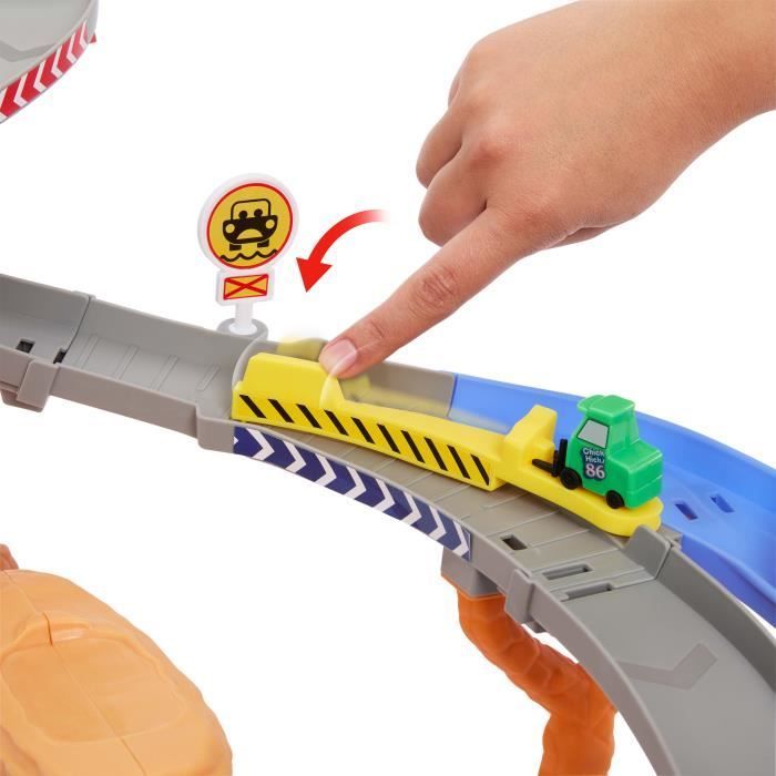 Cars - Rescue Road Race Track - Four-Vehicle Set - Disney Pixar Cars - JFL57