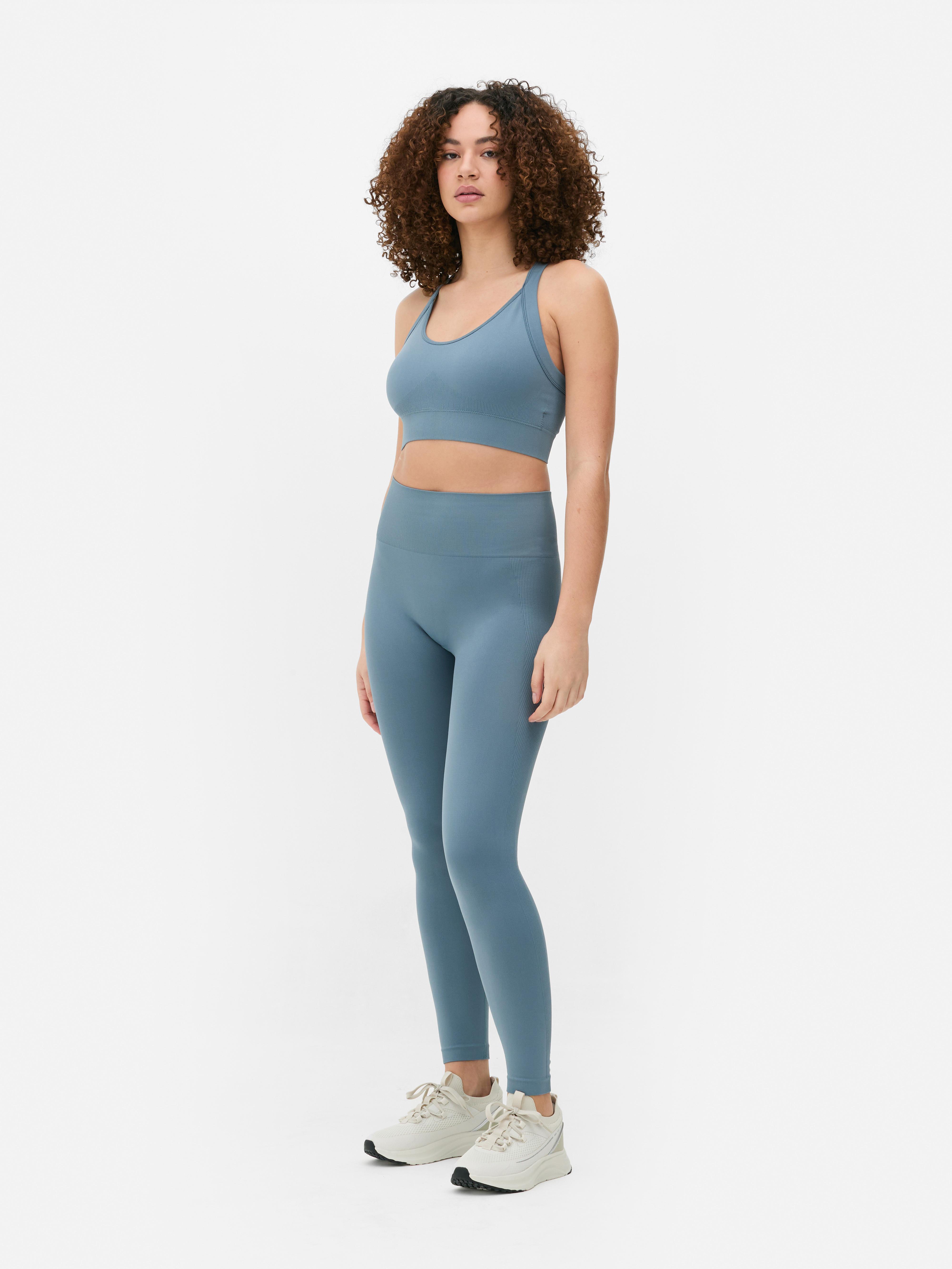 Varrás nélküli sportleggings Ezzel a sportleggings-szel minden edzésed zökkenőmentes lesz.
