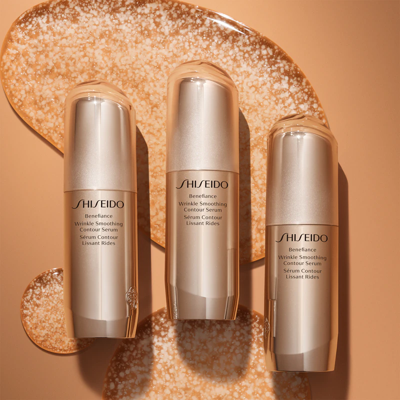 sérum facial Shiseido Benefiance Wrinkle Smoothing Contour Serum reduz os sinais de envelhecimento.