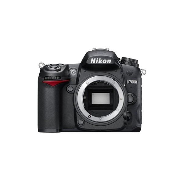 Reflex numérique - NIKON - D7000 - 16,2 MP - Full HD 1080p - Résistant à la poussière