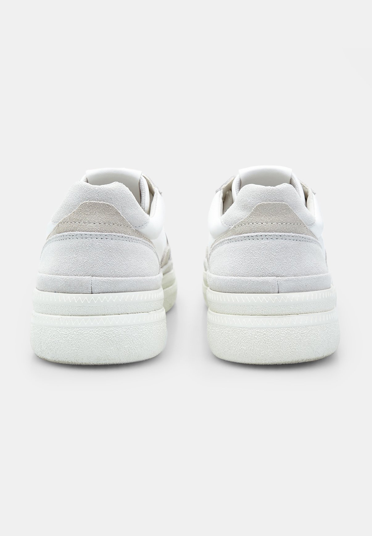 Baskets Bata - gris