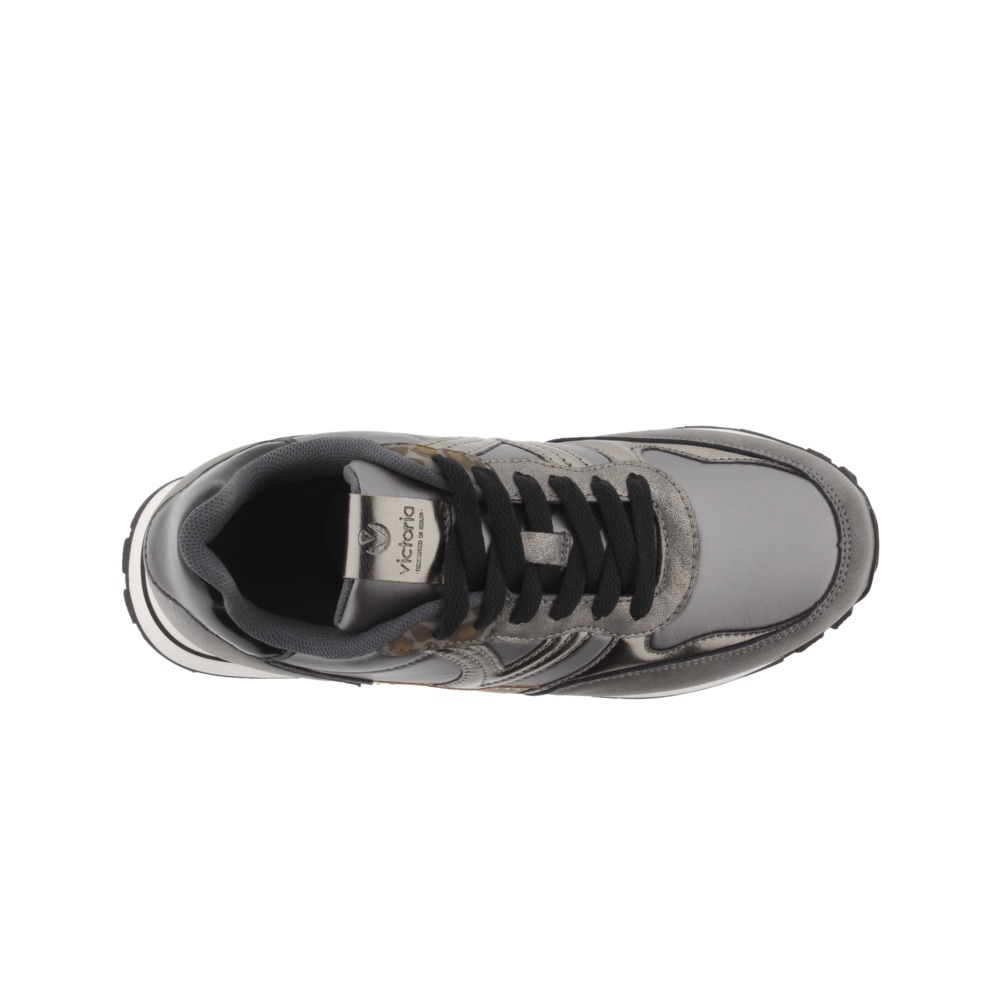 Zapatillas Victoria Cometa Multimaterial Con Piezas Metalizadas