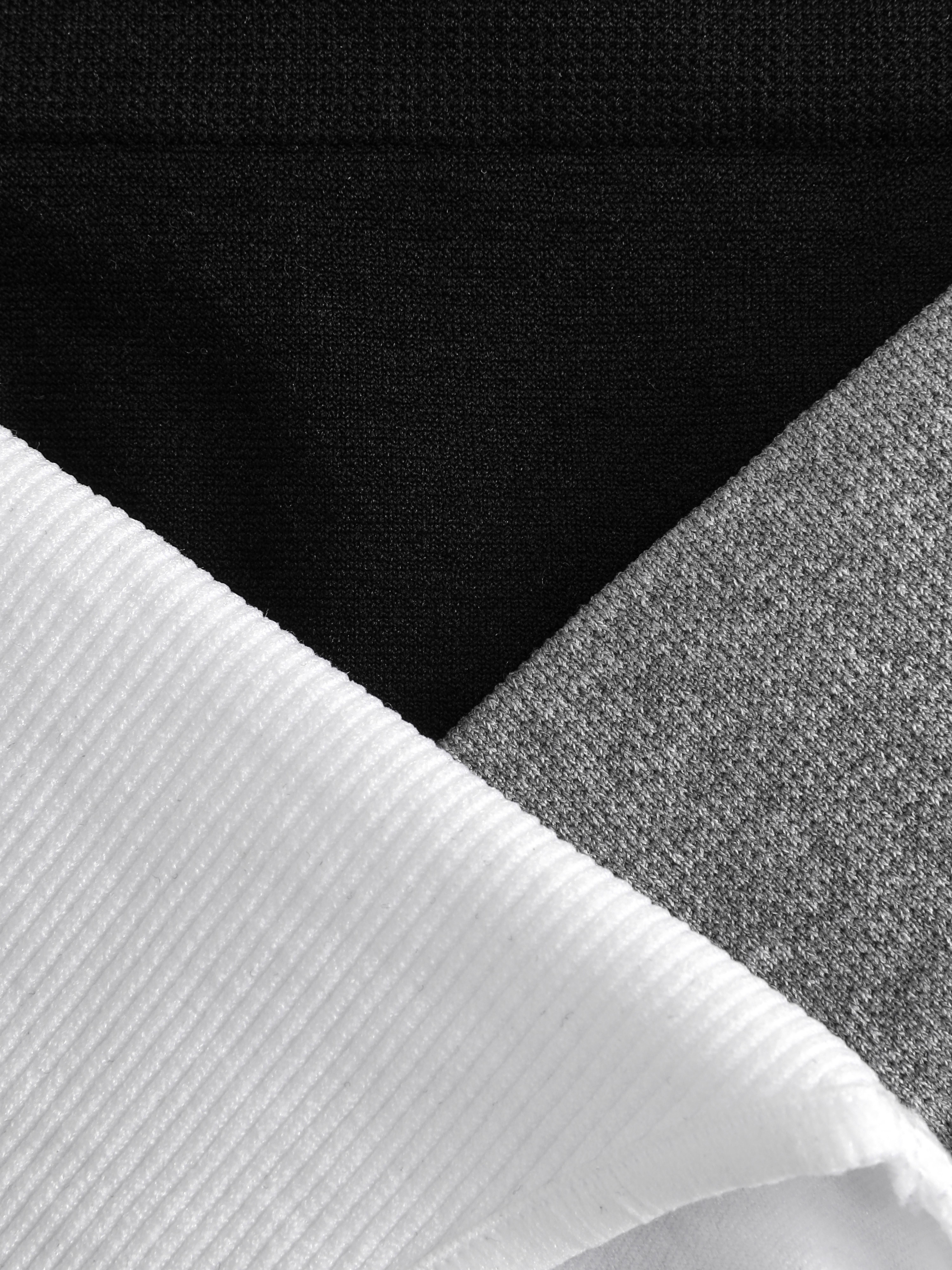 Basic seamless mini briefs, set of 3. This multipack of mini briefs is a soft basic with a seamless look and feel.