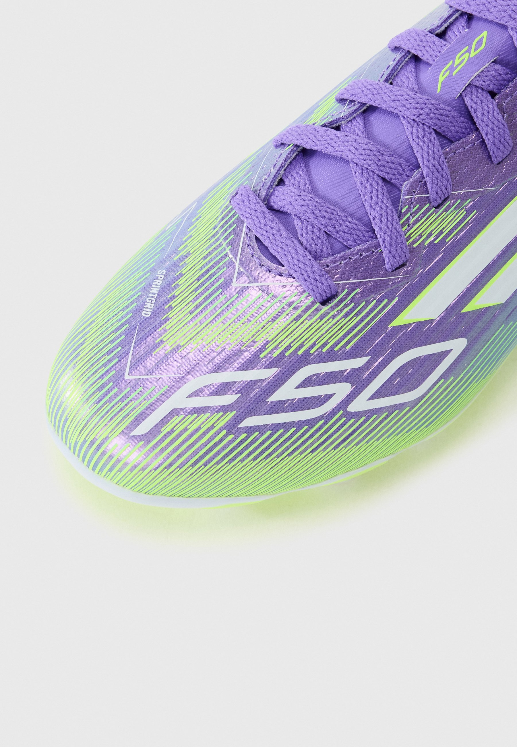 adidas Performance F50 LEAGUE UNISEX - Voetbalschoenen voor stevige ondergrond - paars/wit/helder citroengeel