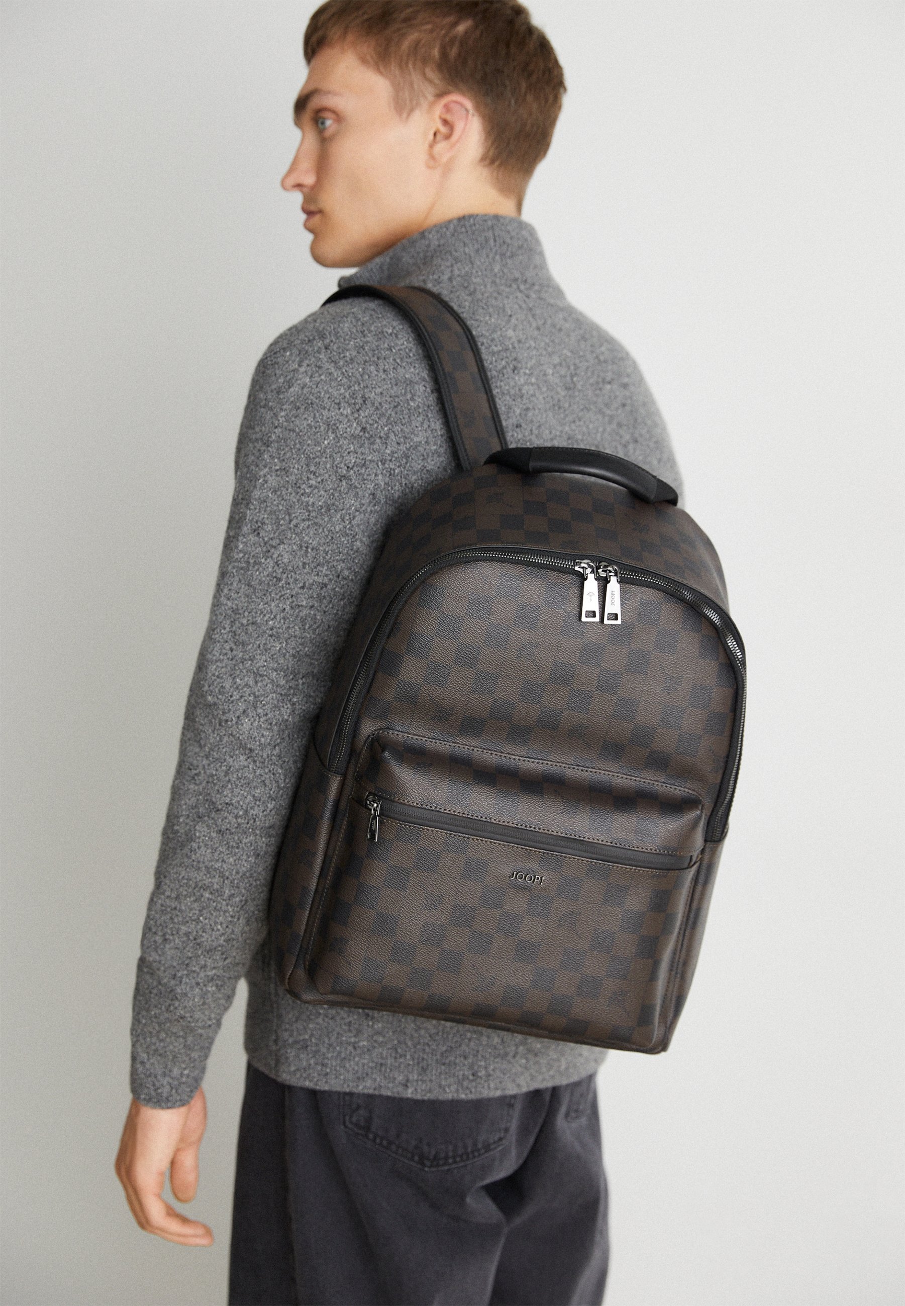 JOOP! UNISEX - Hátizsák - fókabarna