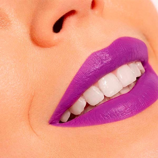 El lápiz labial 437