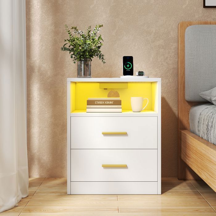 Conjunto de 2 mesas laterais modernas com gavetas, luzes LED, tomadas e portas USB, para quarto, brancas.