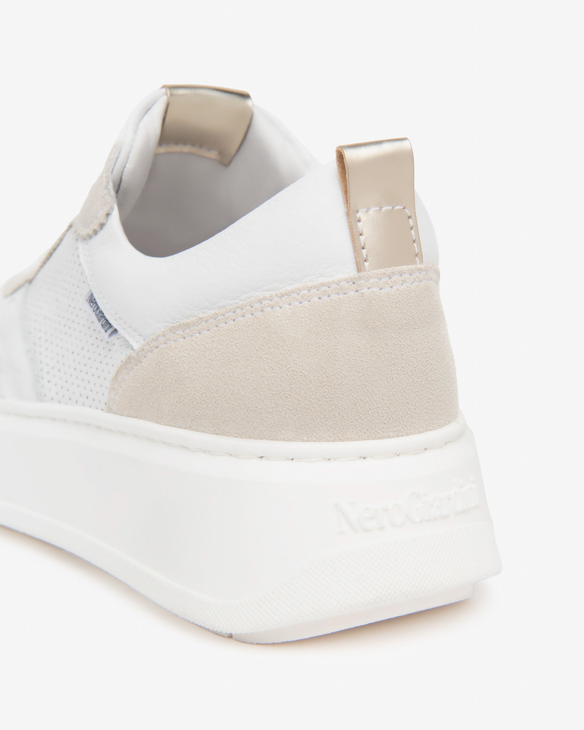  Damen-Sneaker aus Leder, Wildleder und Funktionsmaterialien