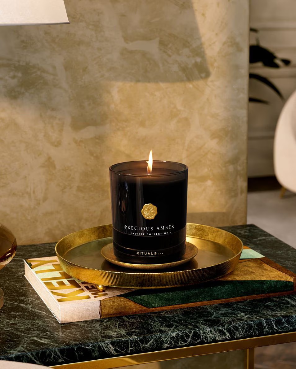 RITUALS Мирисна свећа са драгоценим ћилибаром