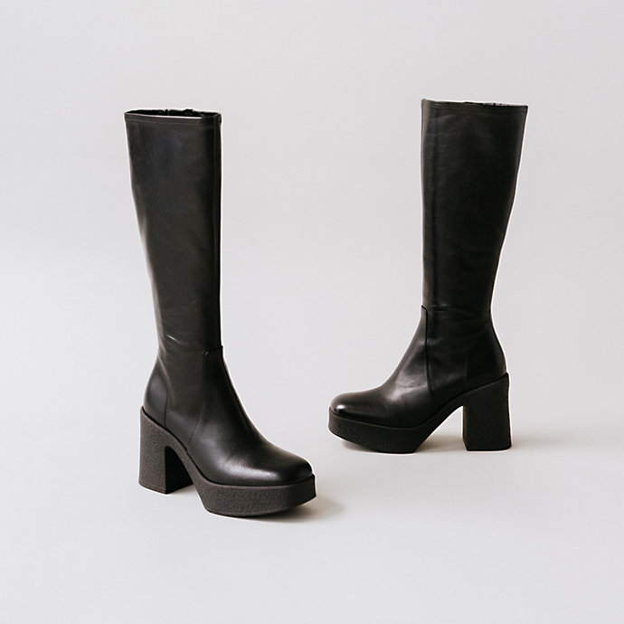 Bottes à plateformes  en cuir vieilli noir