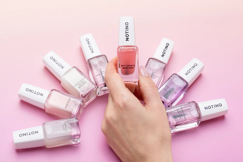 Notino Nail Care Opti Growth Base Coat хранљиви лак за нокте који подстиче раст ноктију
