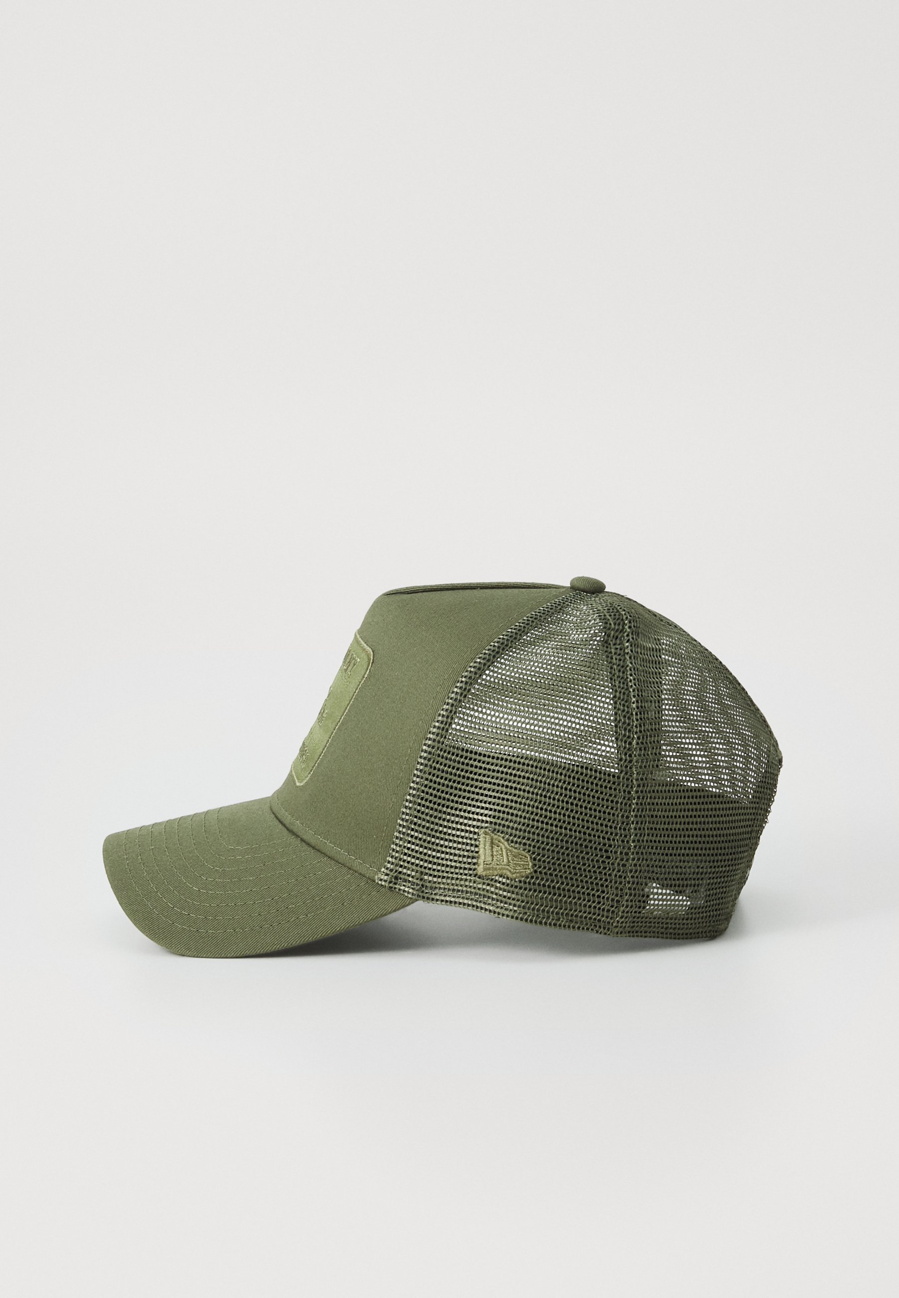 New Era petten