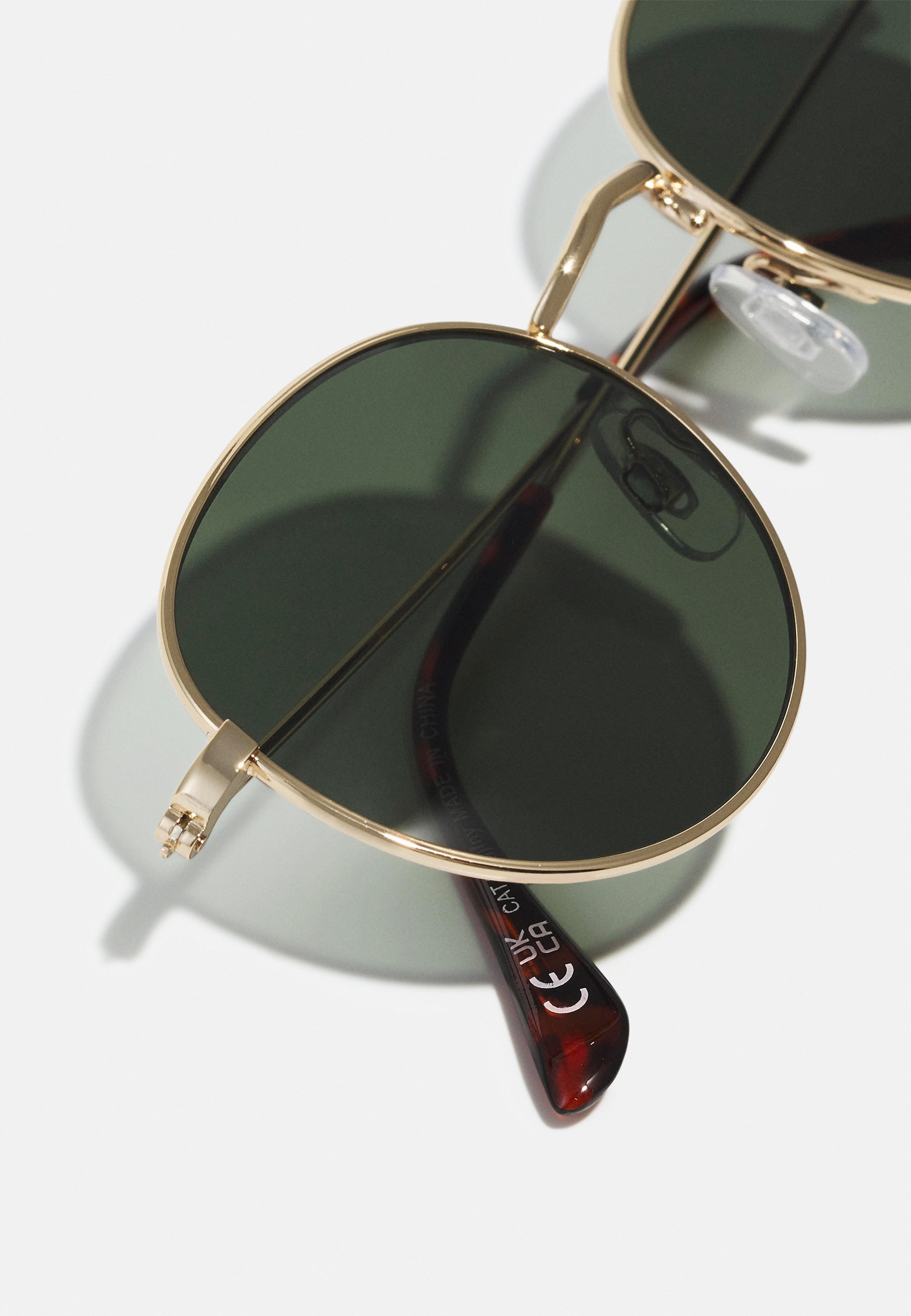 Pier One UNISEX - Occhiali da sole - color oro/verde