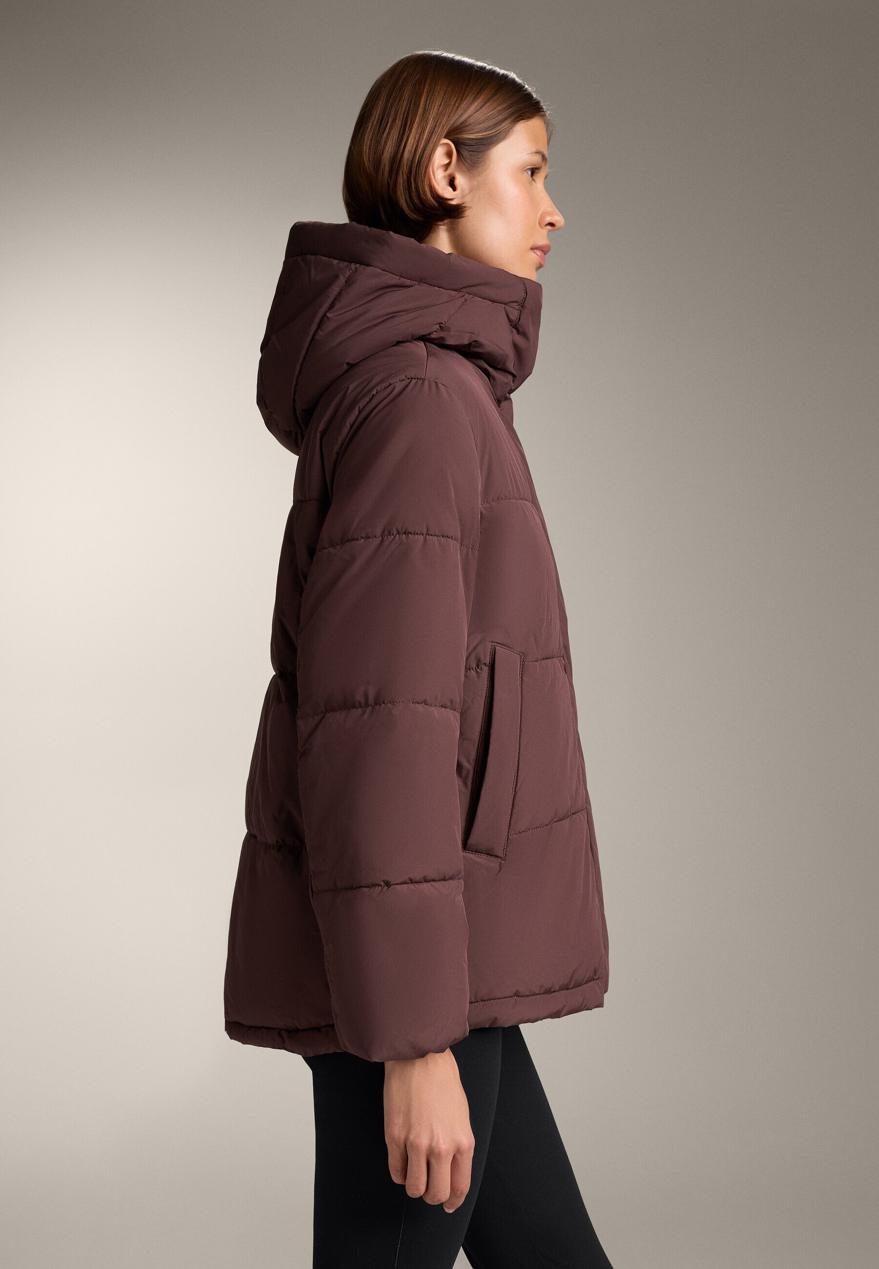 OYSHO PRIMALOFT vetthülgav polsterdatud talvemantel - tumepunane