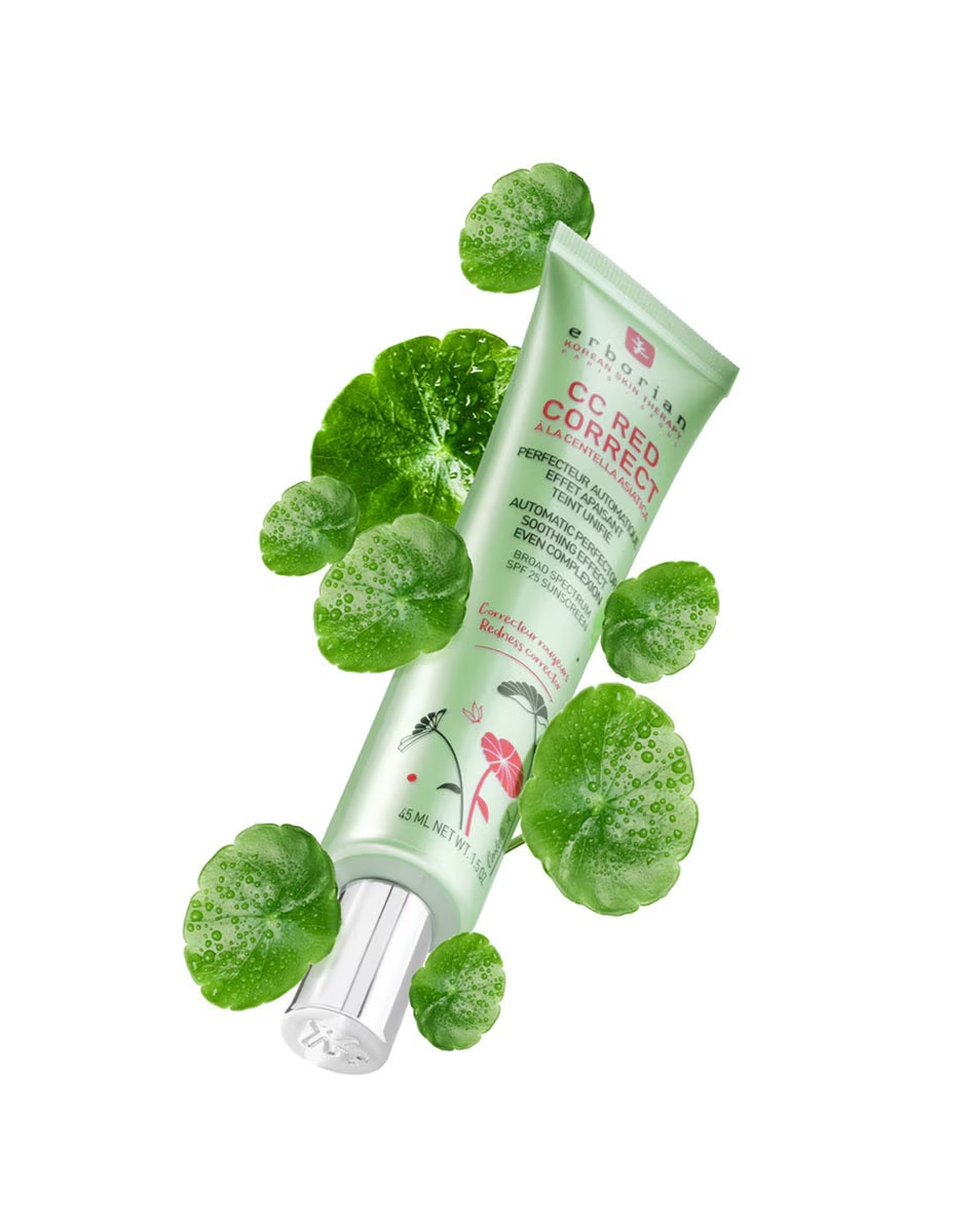 FOND DE TEN ERBORIAN CC RED CORRECT SKIN PERFECTOR CU CORECȚIE DE CULOARE
