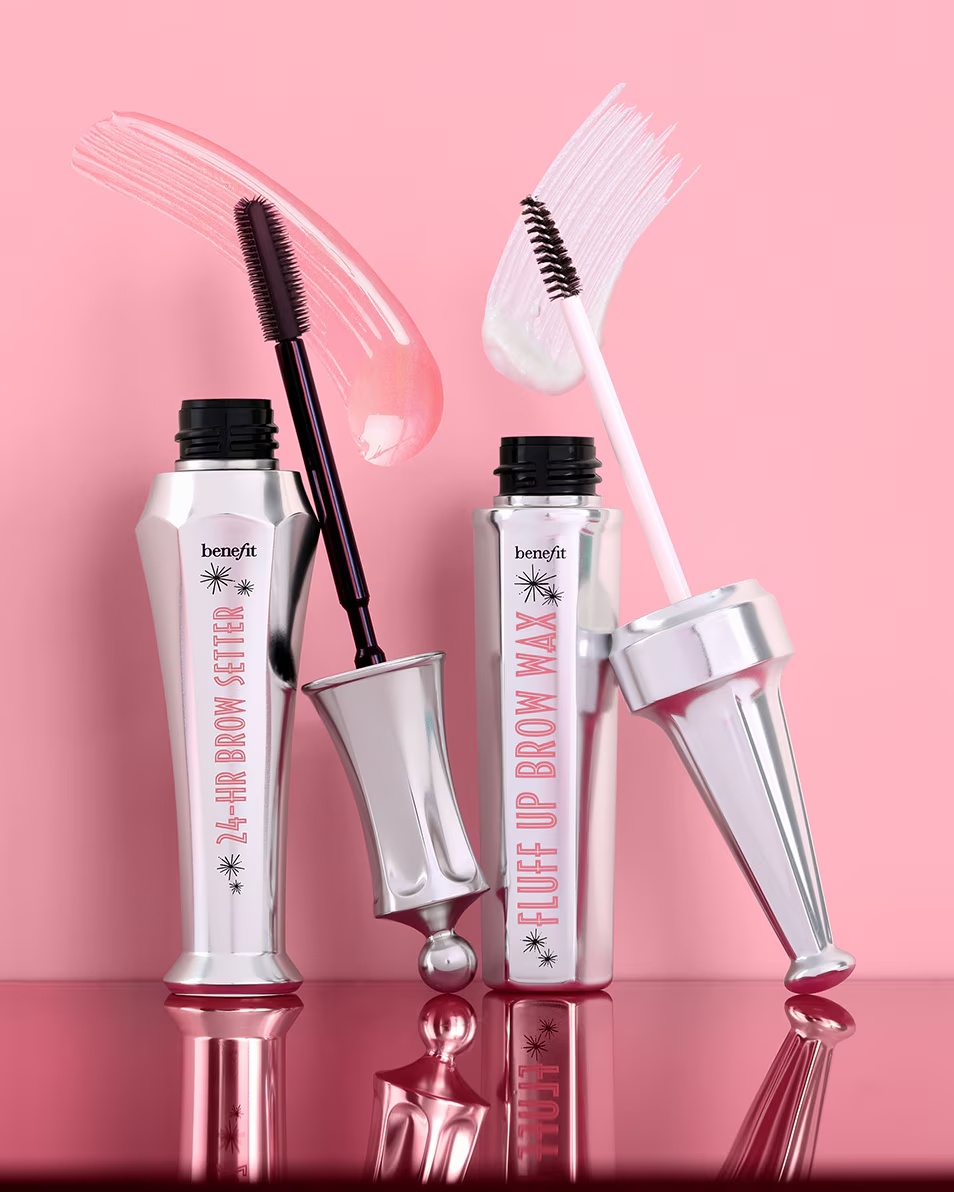BENEFIT COSMETICS BROW COLLECTION Fluff Up Brow Wax Mini - Fleksibilne obrvi - Teksturirajoči vosek
