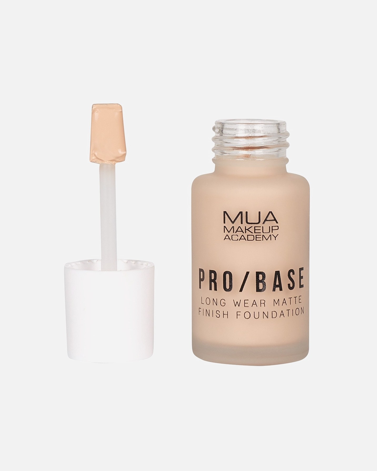 MUA Makeup Academy Foundation PRO / BASE Dugotrajan, mat finiš – 30 ml