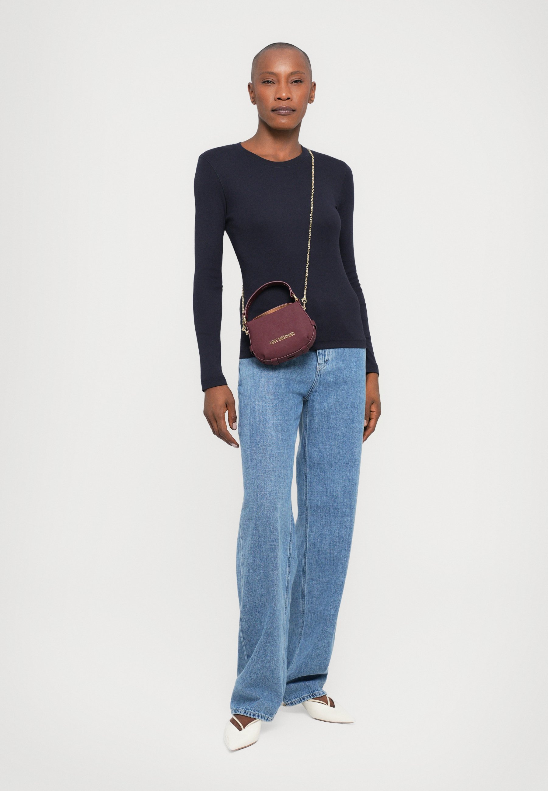 MAGLIA A MANICHE LUNGHE CON SCOLLO ROTONDO - Top a maniche lunghe - notte scura