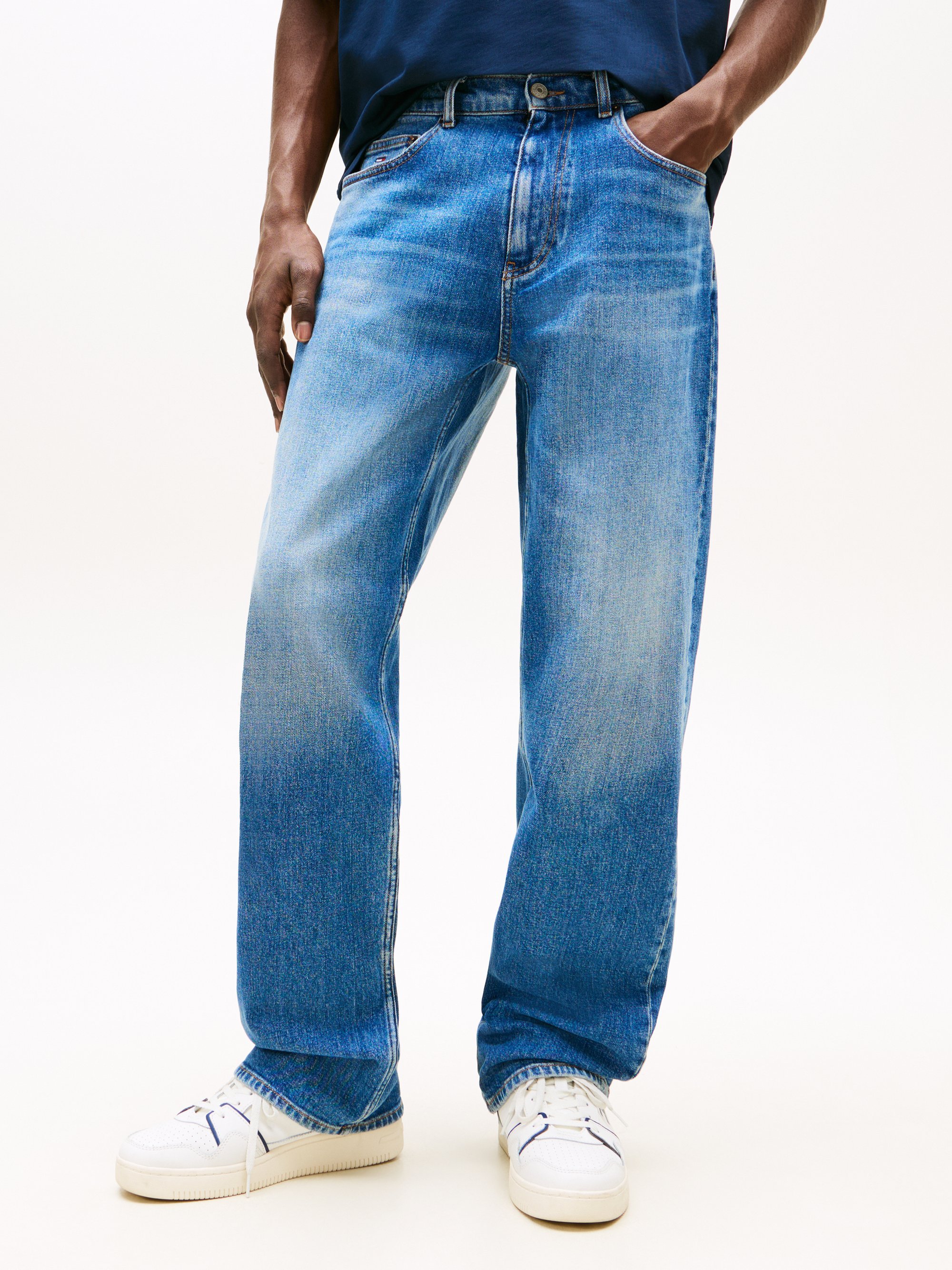 Tommy Jeans JAIMIE - Jean ample - denim moyen