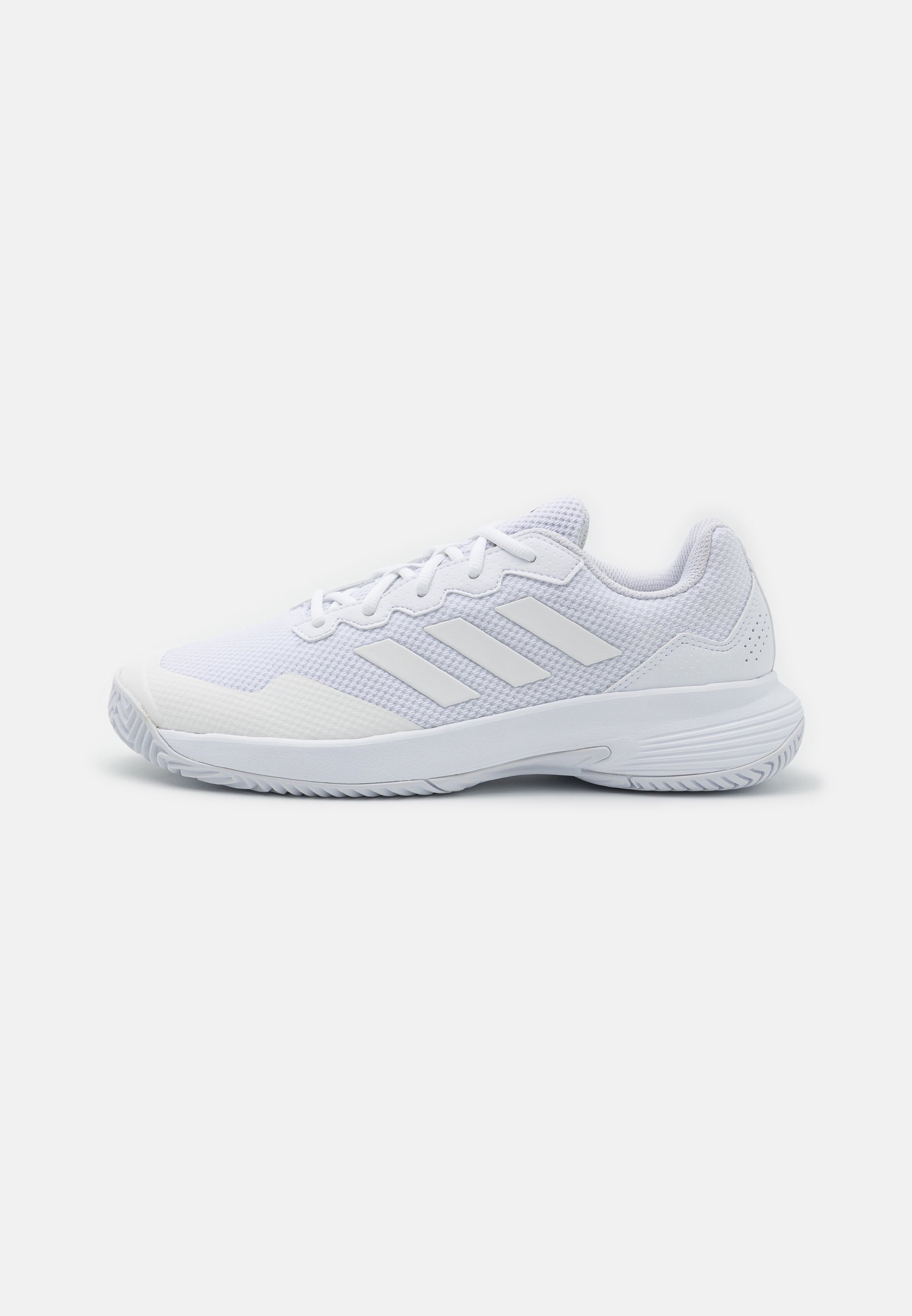 adidas Performance GAMECOURT 2 - Tennisschoenen voor gravelbanen - wit/mat zilver