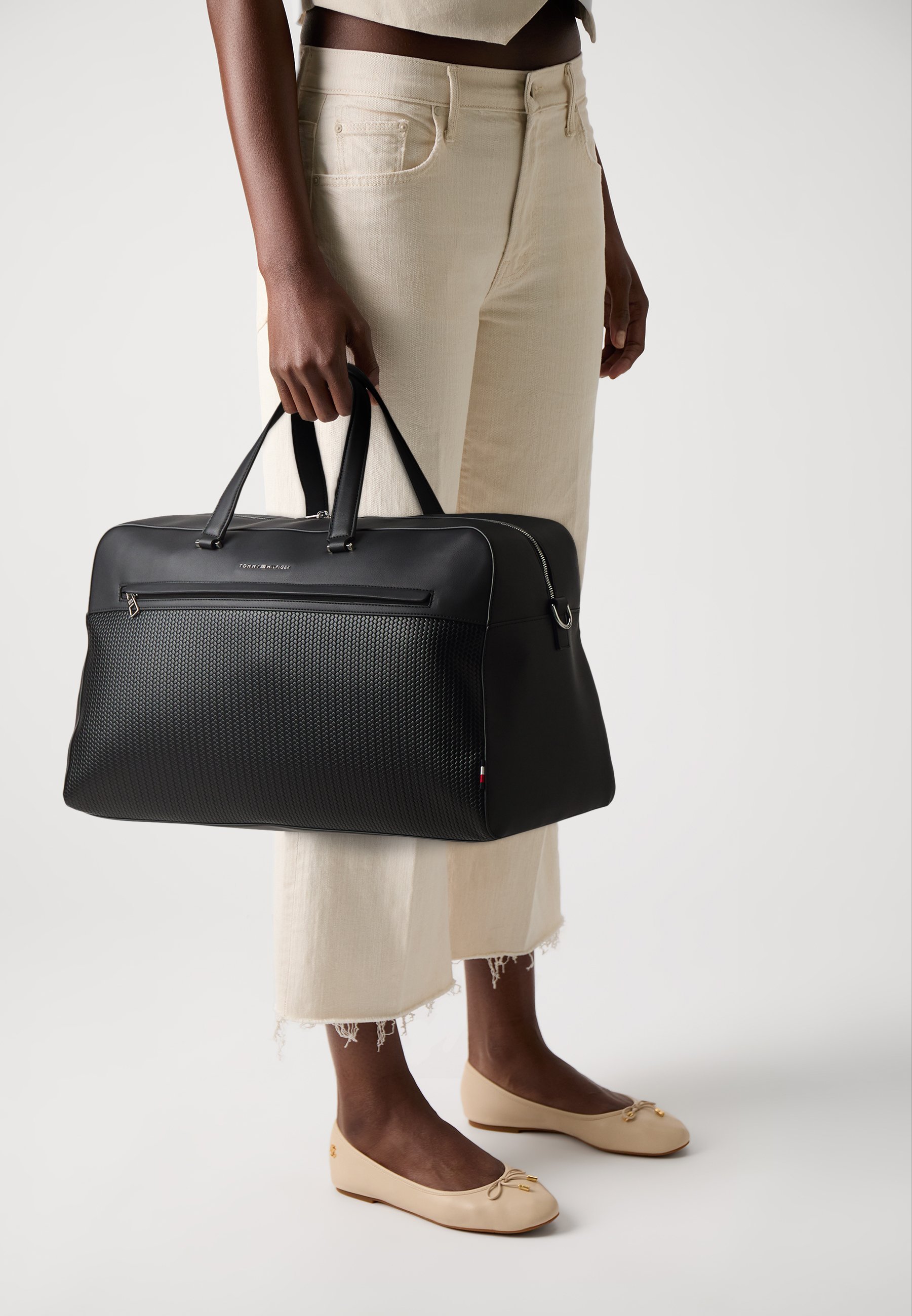 Tommy Hilfiger DUFFLE UNISEX - Weekendtas - zwart