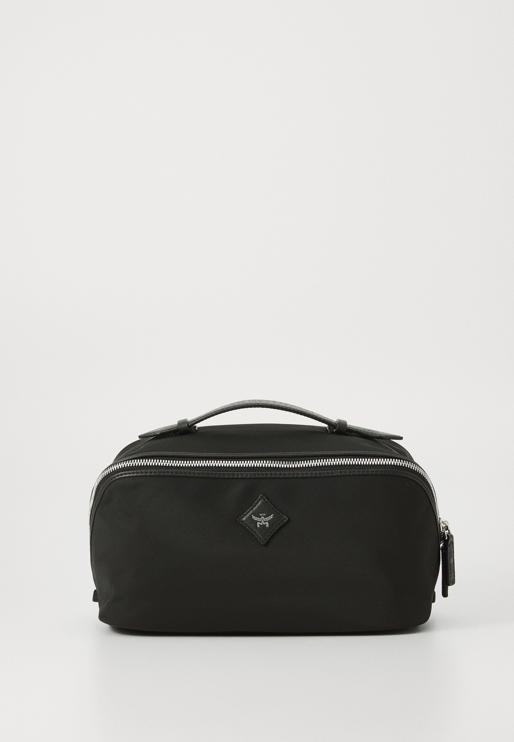 Ferramentas e acessórios de maquiagem MCM