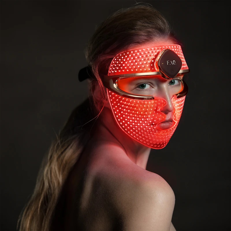 FOREO FAQ™ 202 LED naprava za glajenje in zmanjševanje gub
