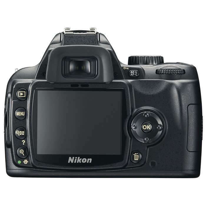 NIKON D60 + Lente Zoom Estabilizada AF-S DX VR 18-55mm
