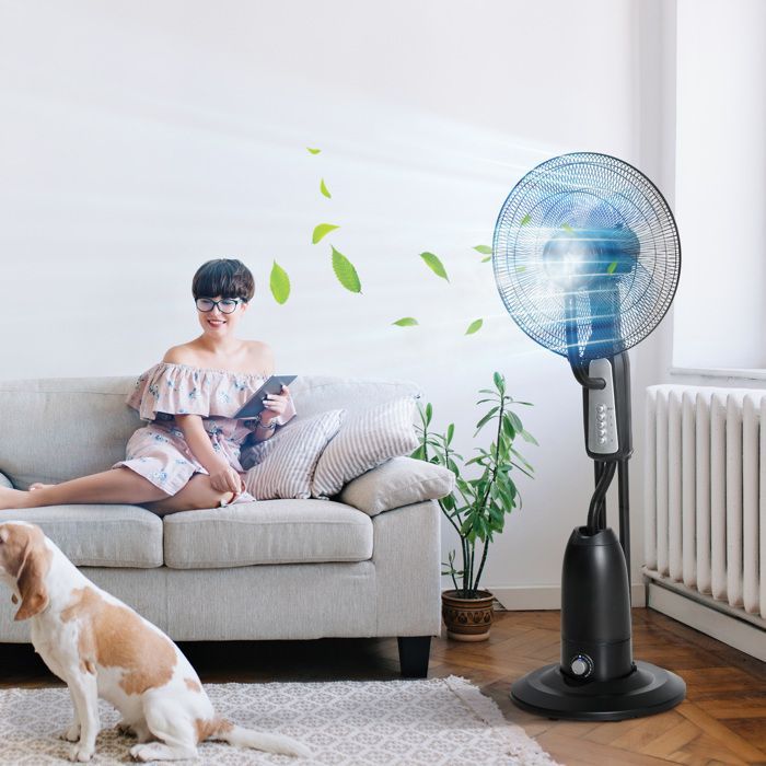 Ventilador nebulizador silencioso - HOMCOM - con ruedas, 3 velocidades, oscilación de 70°, cabezal inclinable, depósito de agua de 2,8 L - 120 cm - negro