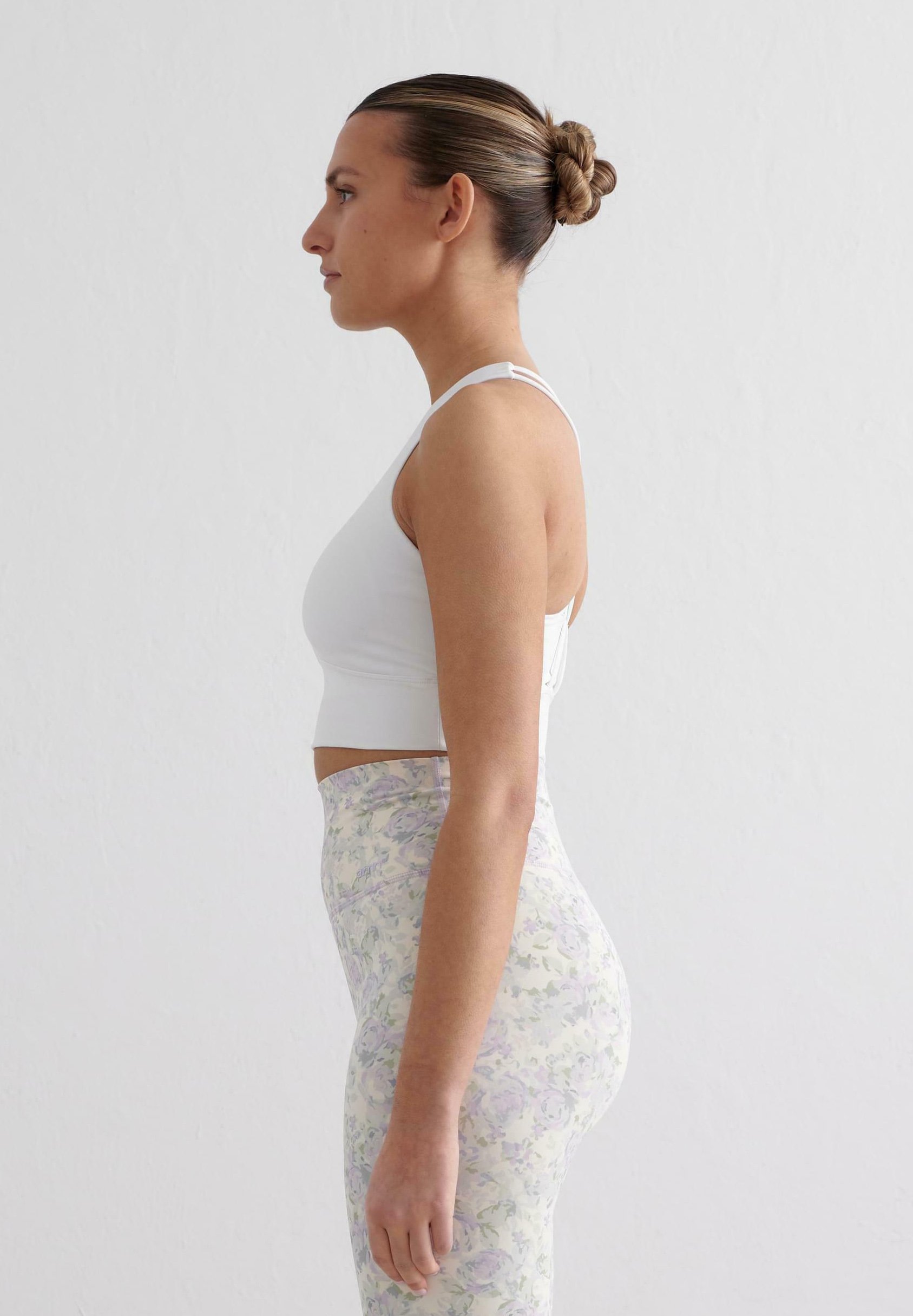 aim'n® SENSE - Reggiseno sportivo a supporto medio - bianco