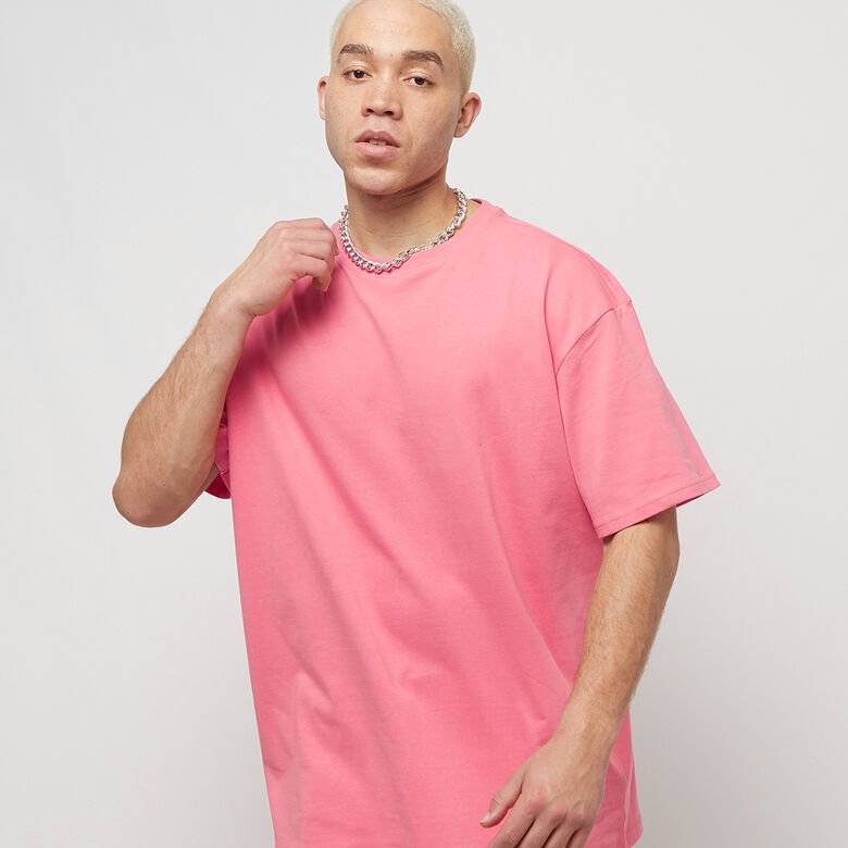 Ciężki, oversize'owy t-shirt