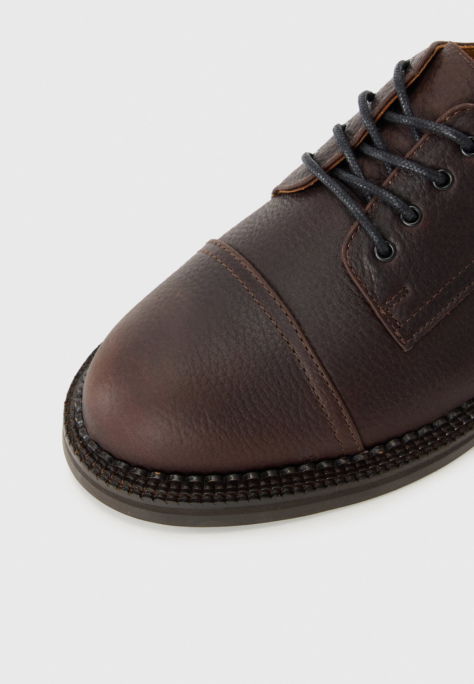 Ausgewählte Herrenschuhe von SLHOTIS – Elegante Schnürschuhe – Demitasse