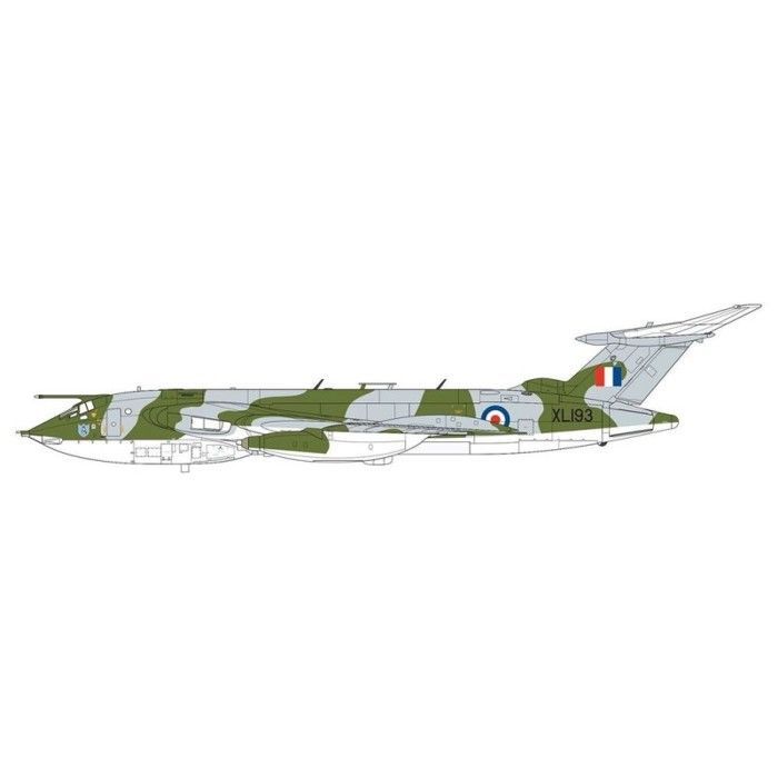 Airfix A12009 Maquette Handley Page Victor K.2/SR.2 1/72 - Kit plastique 228 pièces