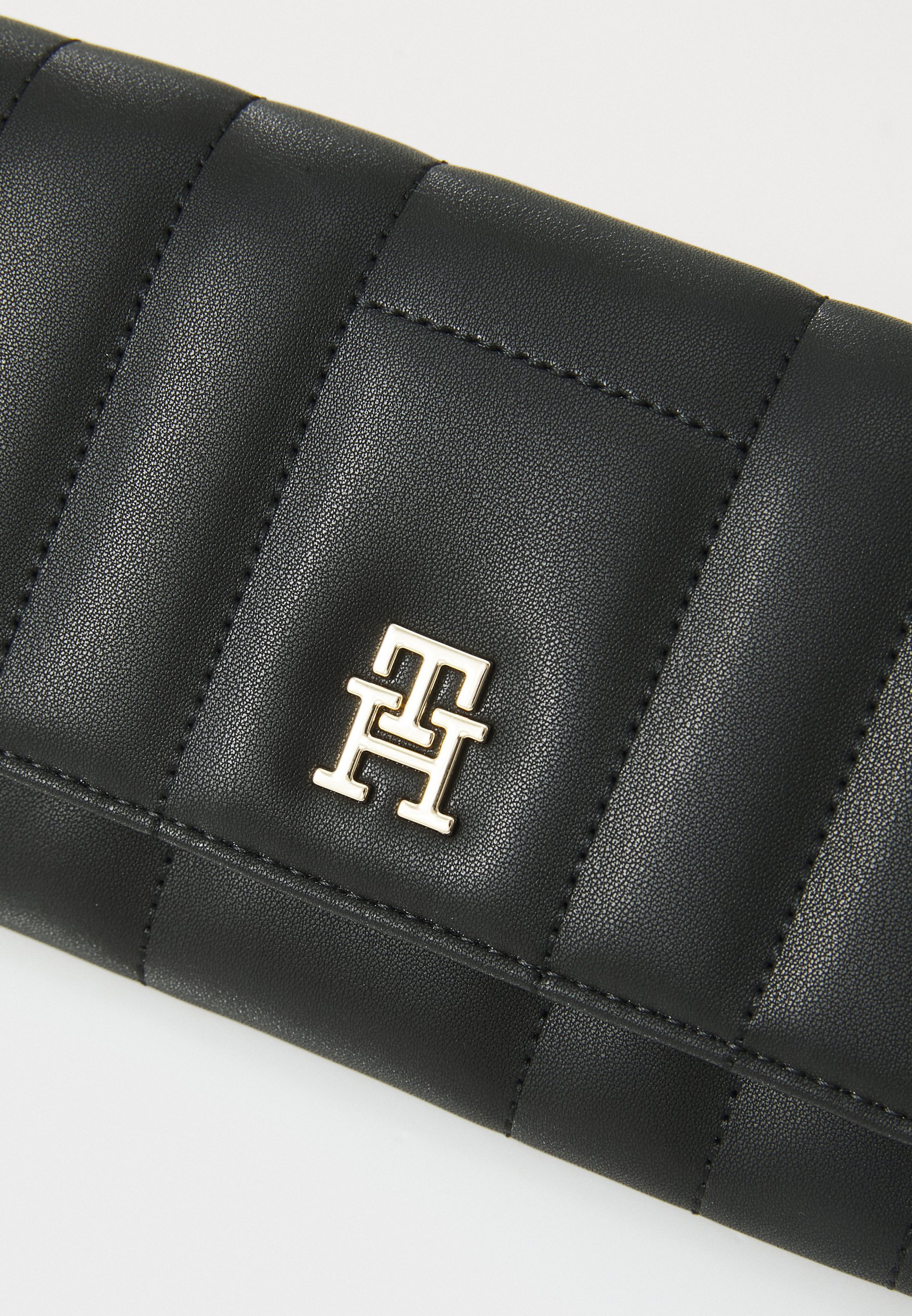 Tommy Hilfiger FEMININE FLAP - Geldbörse - schwarz