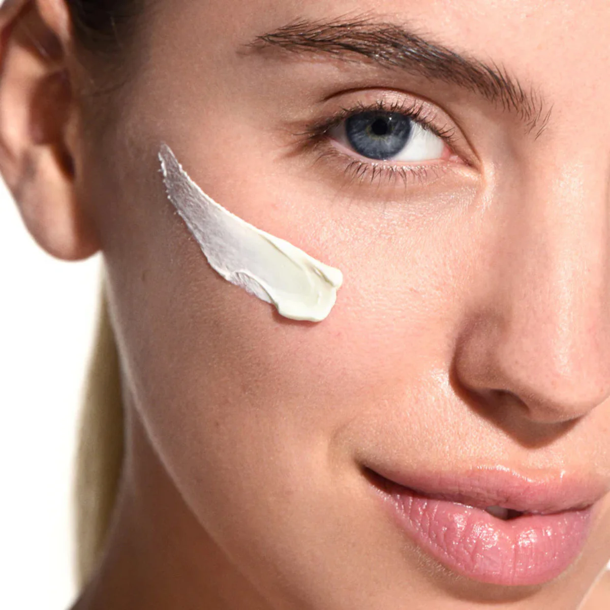 Solari INVISIBLE DAILY PROTECTION SPF 50 Crema viso SPF50 con attivi opacizzanti - Solare viso alta prot.