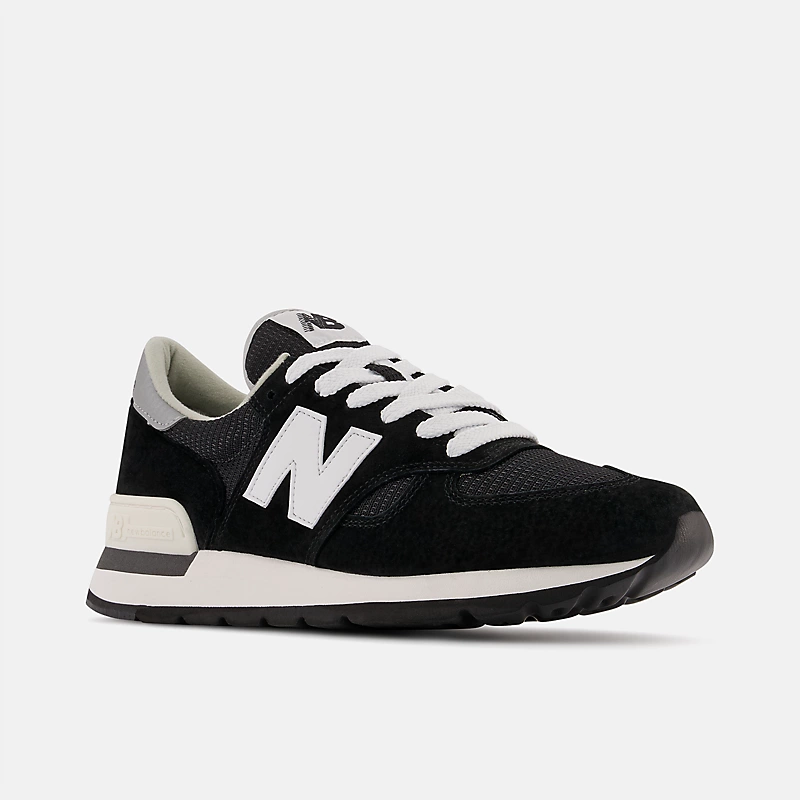 Męskie buty MADE in USA 990v1 Core – czarne z białym