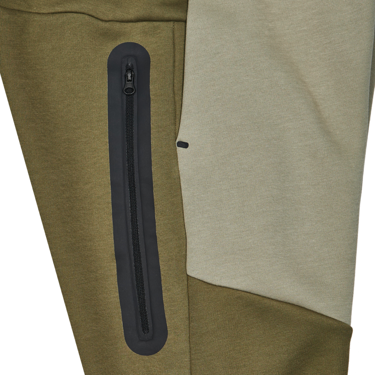 Nike Tech Colorblock
