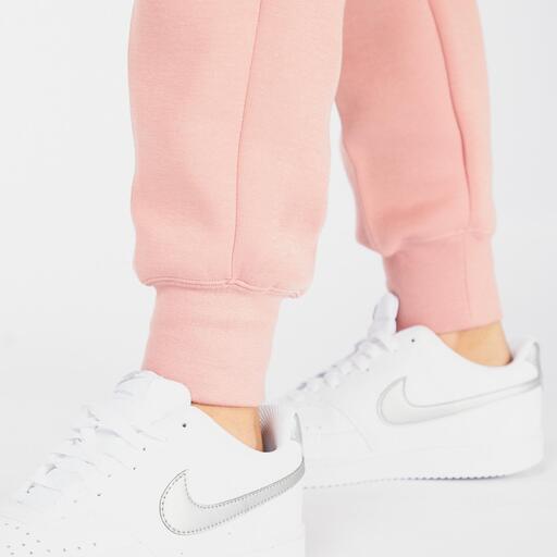  Nike Tech
