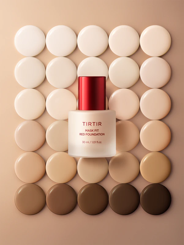 TIRTIR Mask Fit Red Foundation je rozjasňující a hydratační tekutý make-up.