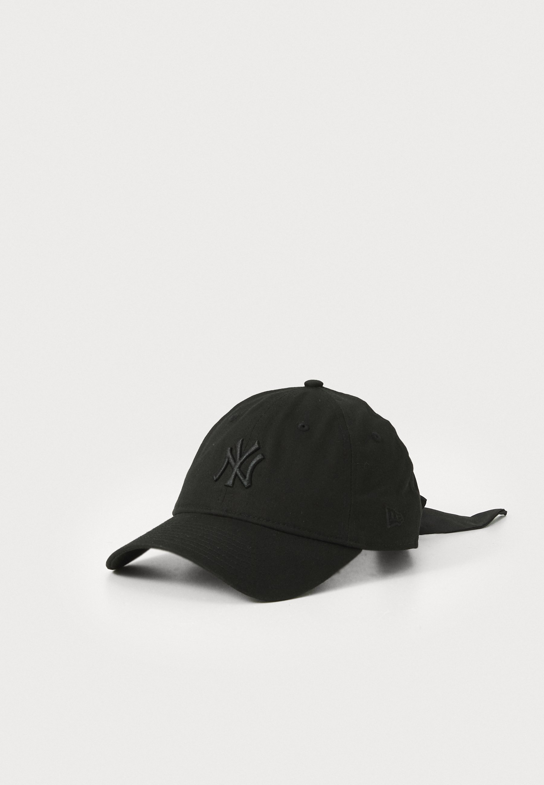 New Era petten