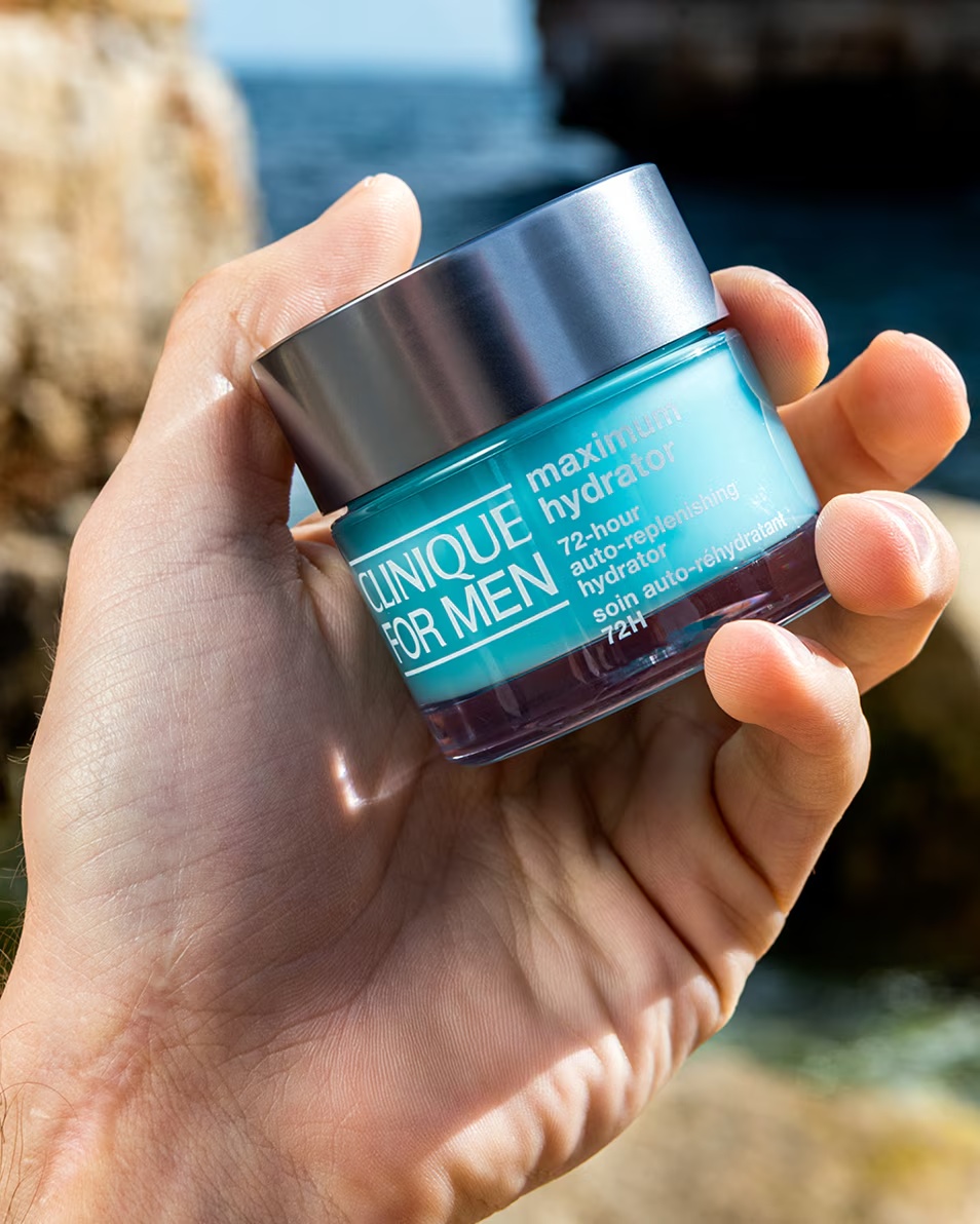 CLINIQUE CLINIQUE FOR MEN™ MAXIMUM HYDRATOR HIDRATANT AUTO-REÎNGRIJIRE 72 DE ORE CREMĂ HIDRATANTĂ DE ZI ȘI DE NOAPTE - REVĂRCOARE ȘI CU ALOE VERA