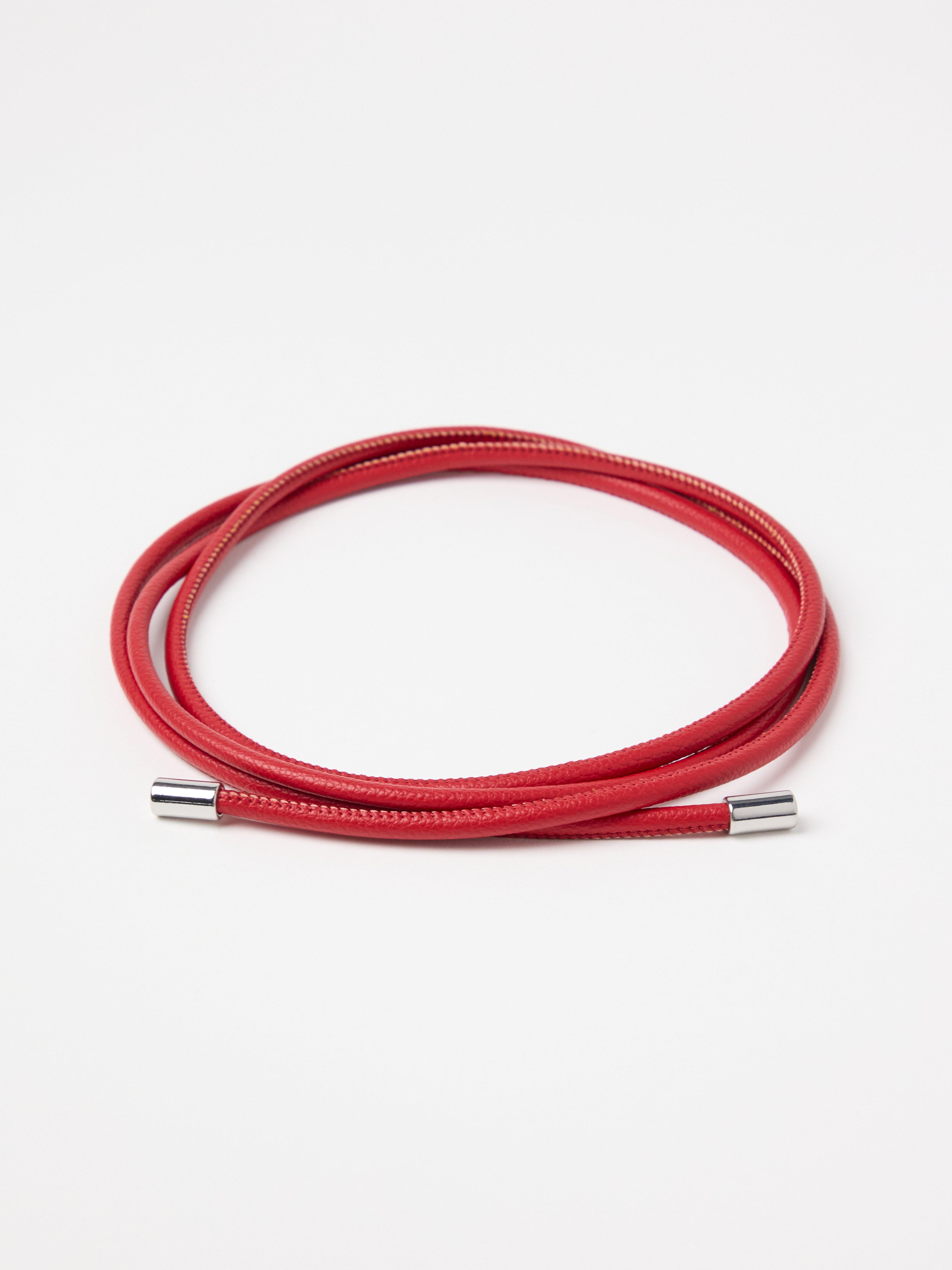 Cinturón de piel sintética rojo