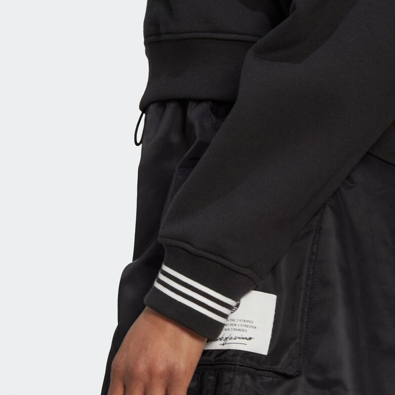 x Disney Cropped Hoodie