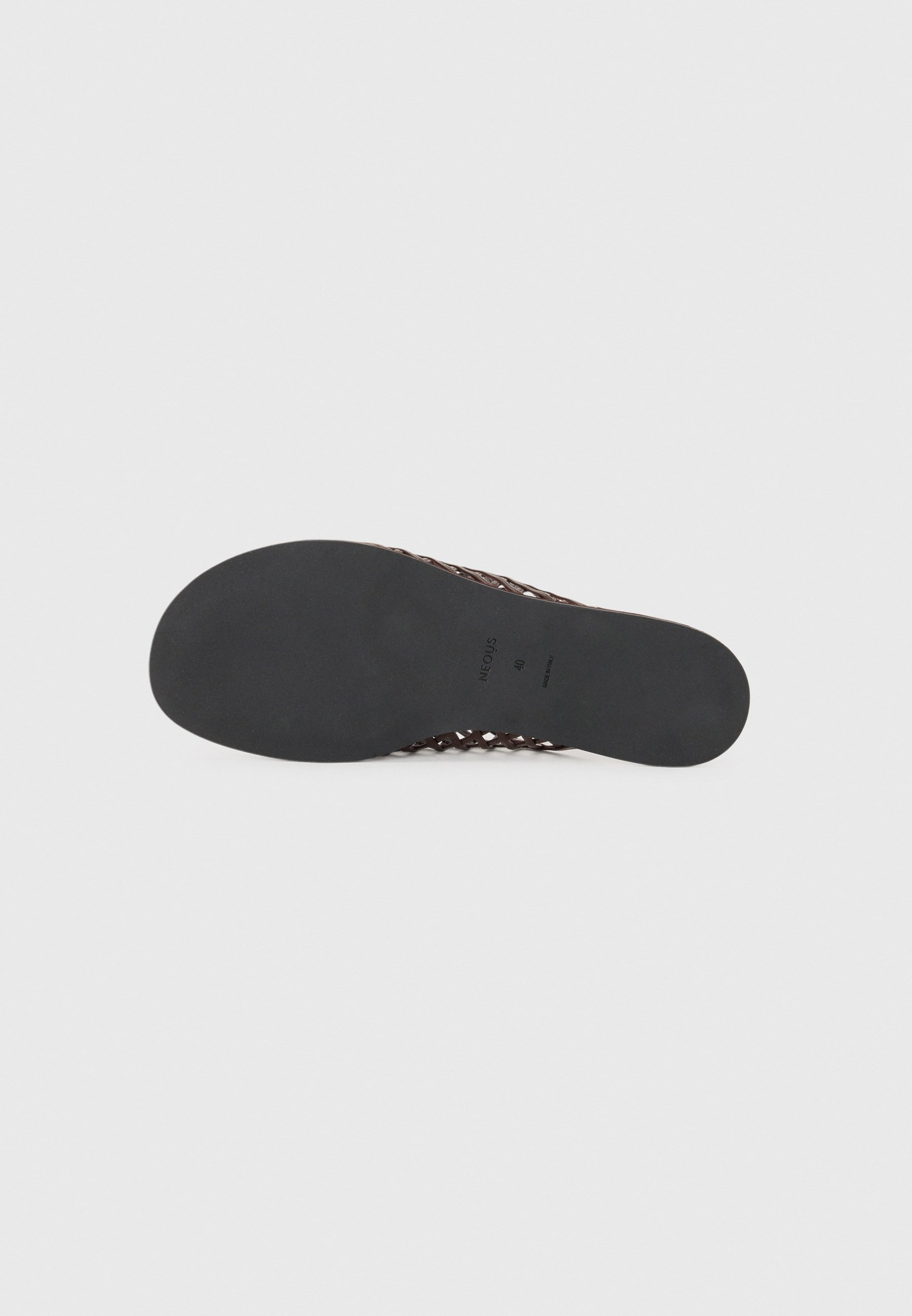 NEOUS ATIK - Slippers - mørk sjokolade