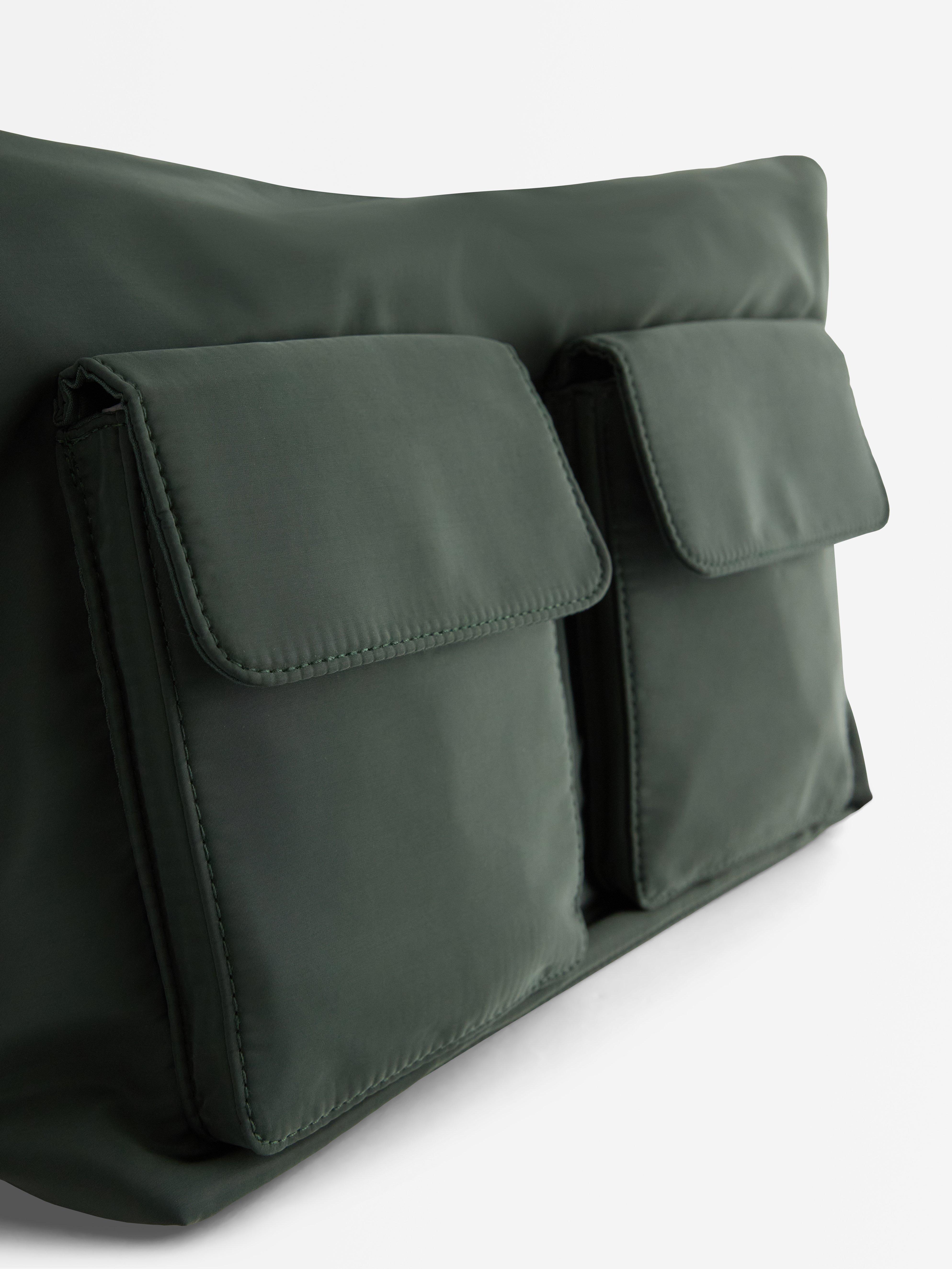 Bolso de hombro verde oscuro