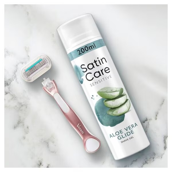 Gillette Venus Satin Care gél na holenie pre citlivú pokožku 200 ml