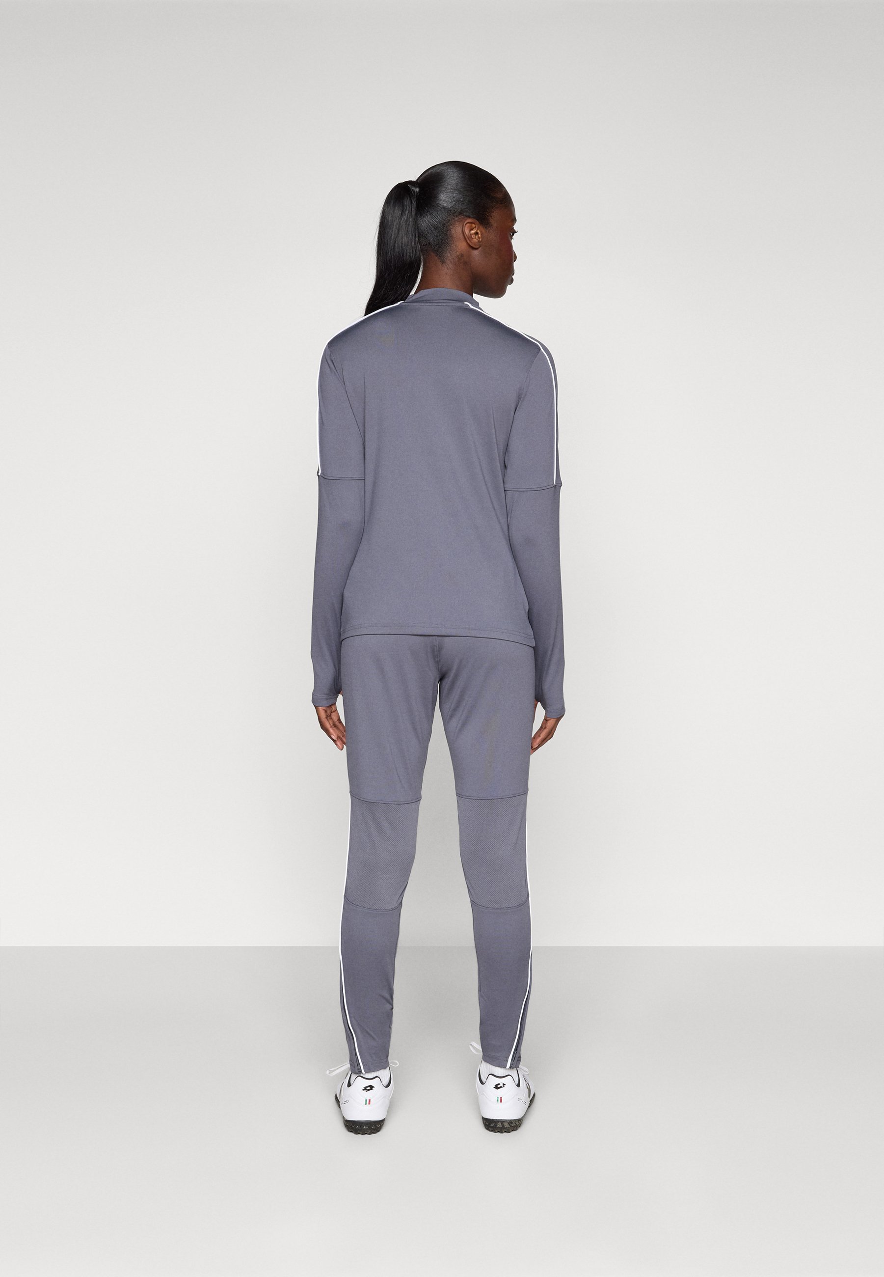 Under Armour CHALLENGER TRAINING - Trainingsbroek - Castlerock/wit