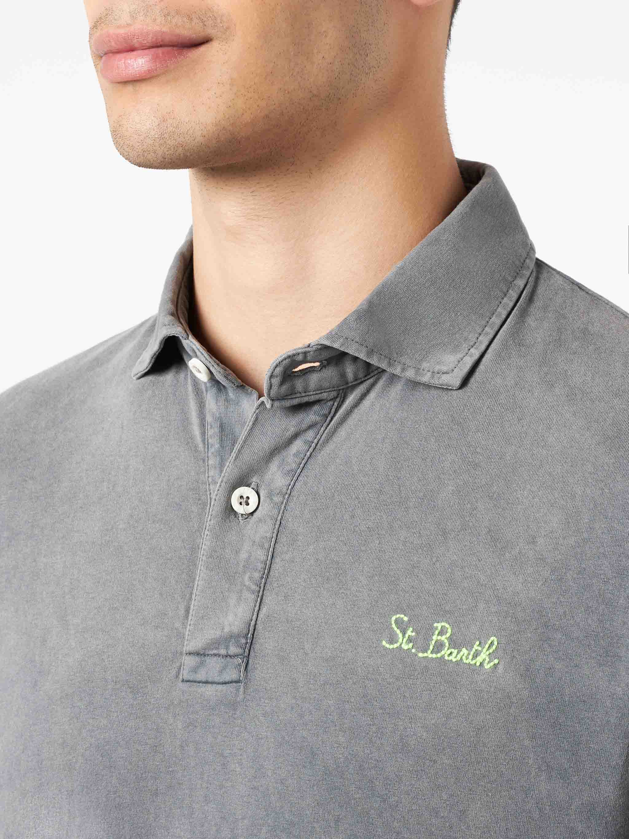 Grijze poloshirt voor heren met borduurwerk